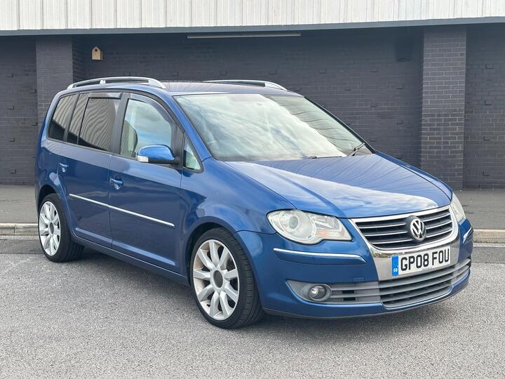 Volkswagen Touran 2.0 TDI Sport DSG 5dr (7 Seats) Volkswagen Touran 2.0 TDI Sport DSG 5dr (7 Seats)