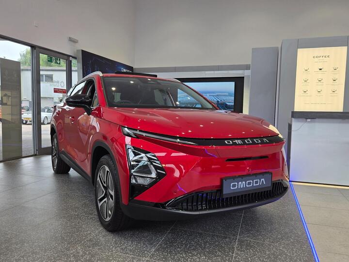 Omoda OMODA E5 61.05kWh Noble Auto 5dr