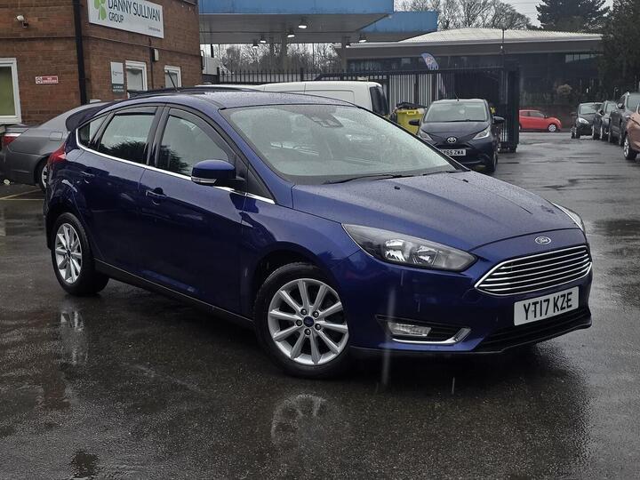 Ford Focus 1.0T EcoBoost Titanium Auto Euro 6 (s/s) 5dr