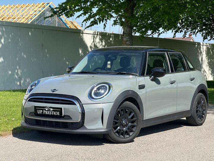 MINI Hatch 1.5 Cooper Classic Steptronic Euro 6 (s/s) 5dr