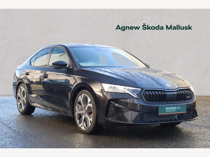 Skoda OCTAVIA 2.0 TSI VRS DSG Euro 6 (s/s) 5dr Skoda OCTAVIA 2.0 TSI VRS DSG Euro 6 (s/s) 5dr