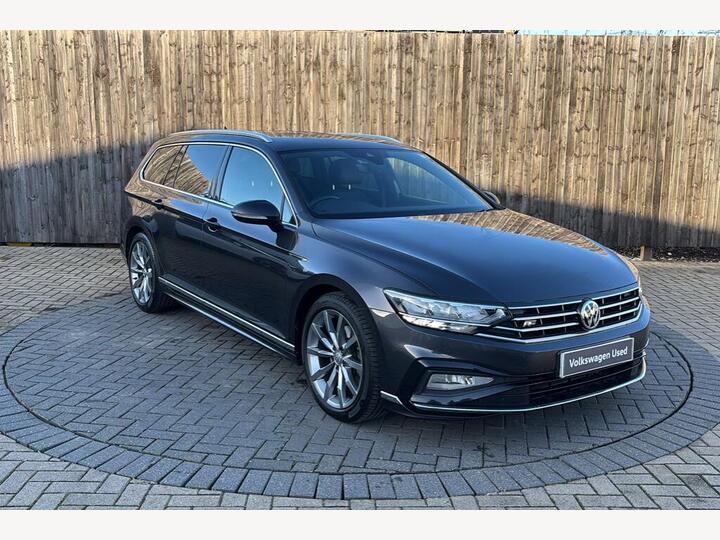 Volkswagen Passat 2.0 TDI R-Line DSG Euro 6 (s/s) 5dr