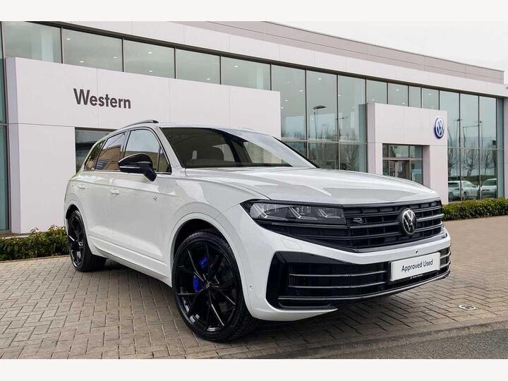 Volkswagen Touareg 3.0 V6 TSI EHybrid 14.3kWh R Tiptronic 4Motion Euro 6 (s/s) 5dr Volkswagen Touareg 3.0 V6 TSI EHybrid 14.3kWh R Tiptronic 4Motion Euro 6 (s/s) 5dr