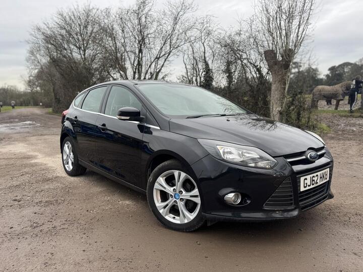 Ford FOCUS 1.6 Zetec Euro 5 5dr