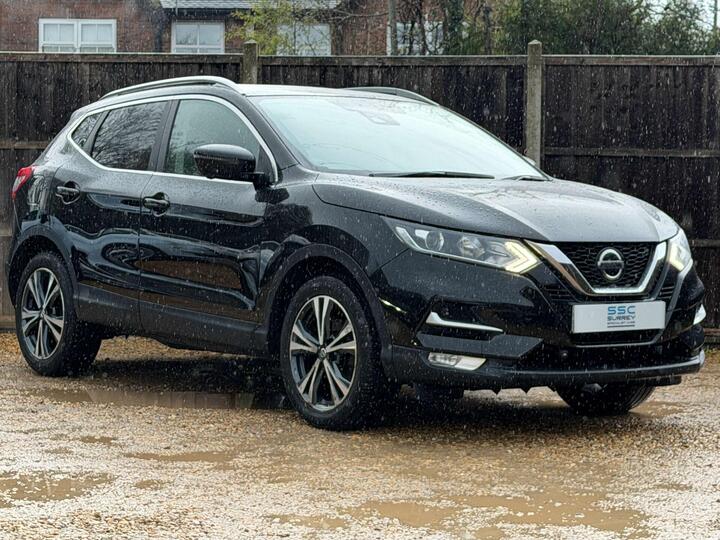 Nissan QASHQAI 1.2 DIG-T N-Connecta Euro 6 (s/s) 5dr