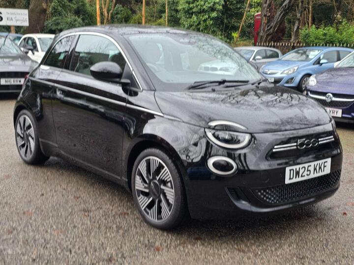 Fiat 500e 42kWh La Prima Auto 3dr
