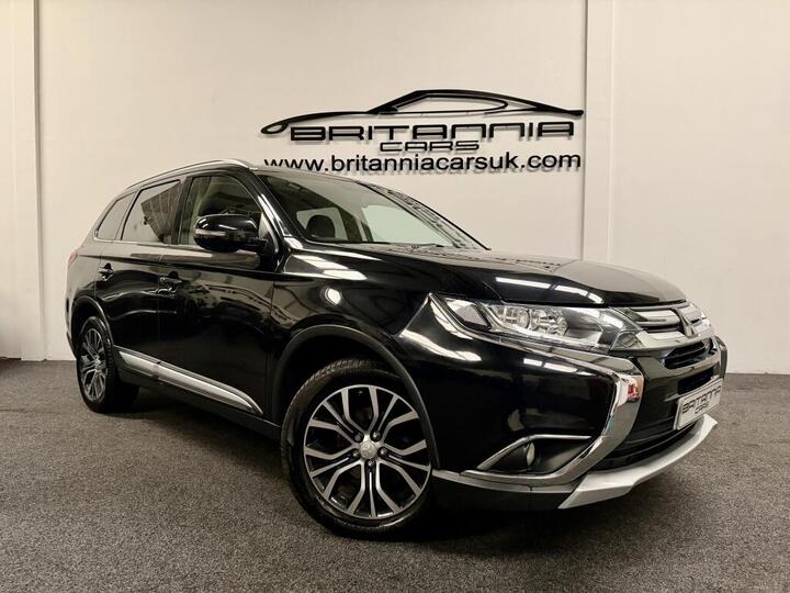 Mitsubishi OUTLANDER DIESEL ESTATE 2.2 DI-D 3 Auto 4WD Euro 6 5dr Mitsubishi OUTLANDER DIESEL ESTATE 2.2 DI-D 3 Auto 4WD Euro 6 5dr
