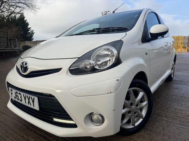 Toyota AYGO 1.0 VVT-i Mode Euro 5 5dr