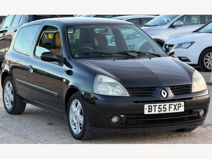 Renault Clio 1.2 Campus Sport 3dr