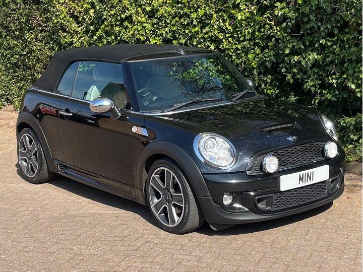 MINI Convertible 1.6 Cooper S Steptronic Euro 5 2dr