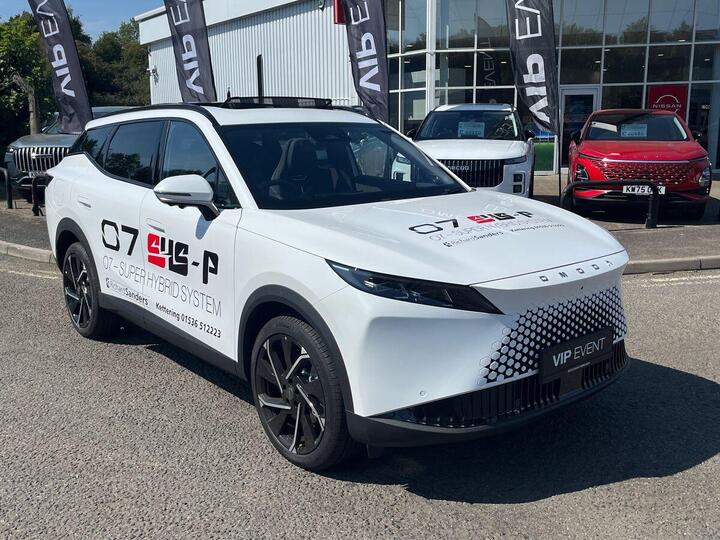 OMODA 7 1.5T SHS 18.4kWh Noble DHT1 Euro 6 (s/s) 5dr