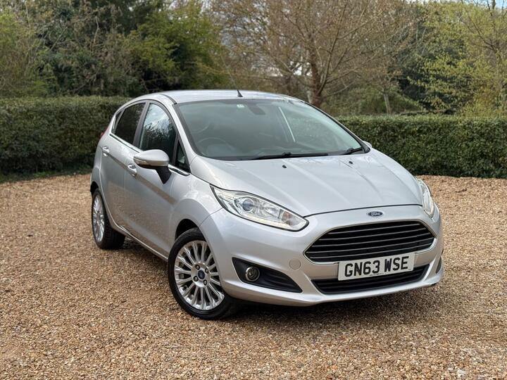 Ford Fiesta 1.0T EcoBoost Titanium Euro 5 (s/s) 5dr