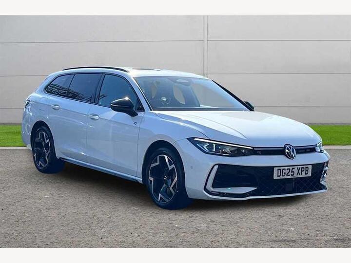 Volkswagen Passat 1.5 TSI EHybrid 19.7kWh R-Line DSG Euro 6 (s/s) 5dr