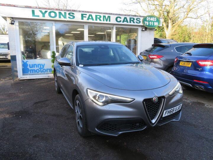 Alfa Romeo STELVIO 2.0T Speciale Auto Q4 AWD Euro 6 (s/s) 5dr