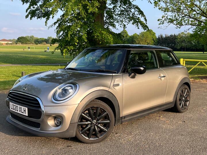 MINI Hatch 1.5 Cooper Classic Steptronic Euro 6 (s/s) 3dr