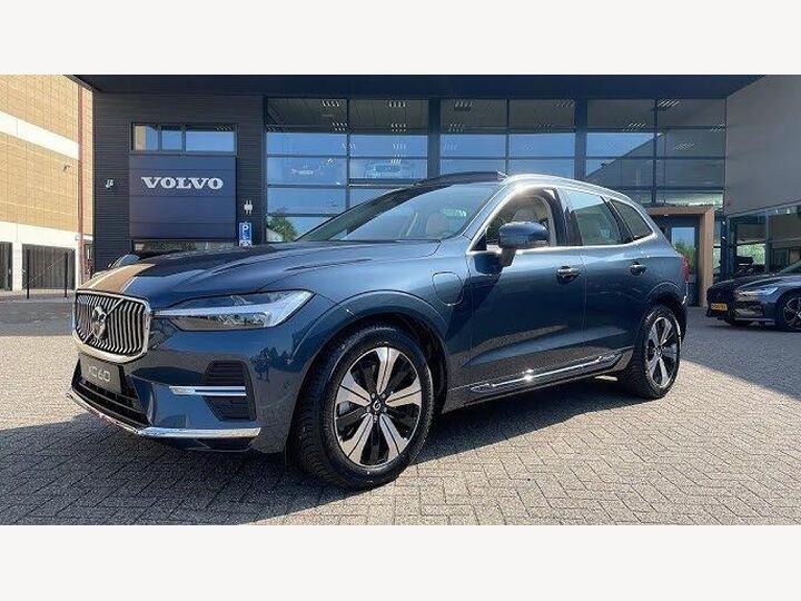 Volvo XC60 2.0h T8 Recharge 18.8kWh Ultimate Bright Auto AWD Euro 6 (s/s) 5dr
