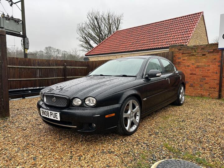 Jaguar X-Type 2.2D DPF SE 4dr