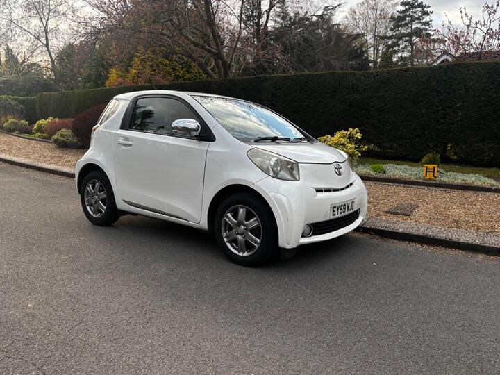 Toyota IQ 1.0 VVT-i 2 Multidrive Euro 4 3dr