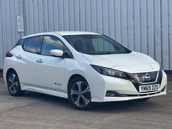 Nissan Leaf 40kWh N-Connecta Auto 5dr