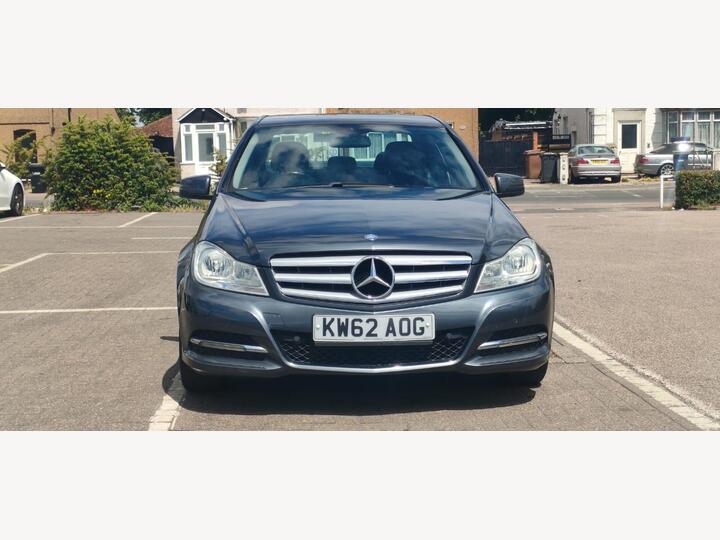 Mercedes-Benz C Class 1.6 C180 BlueEfficiency Executive SE G-Tronic+ Euro 5 (s/s) 4dr