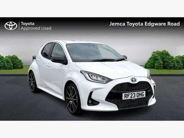 Toyota Yaris 1.5 VVT-h GR SPORT E-CVT Euro 6 (s/s) 5dr
