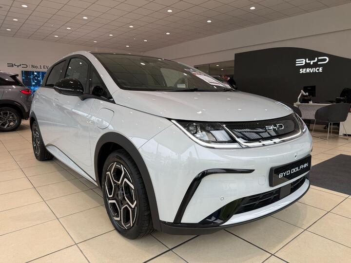 BYD Dolphin 60.48kWh Design Auto 5dr