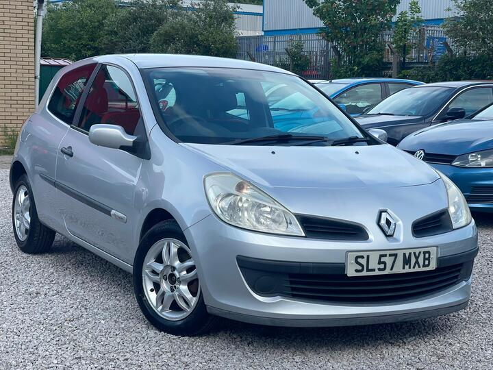 Renault Clio 1.2 16v Rip Curl 3dr Renault Clio 1.2 16v Rip Curl 3dr