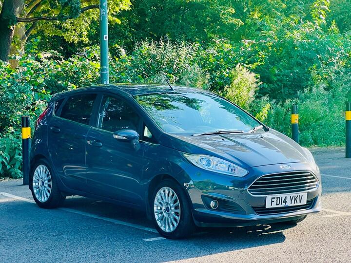 Ford Fiesta 1.0T EcoBoost Titanium Euro 5 (s/s) 5dr