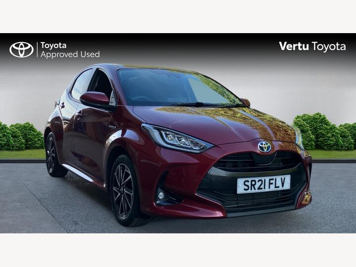 Toyota Yaris 1.5 VVT-h Design E-CVT Euro 6 (s/s) 5dr