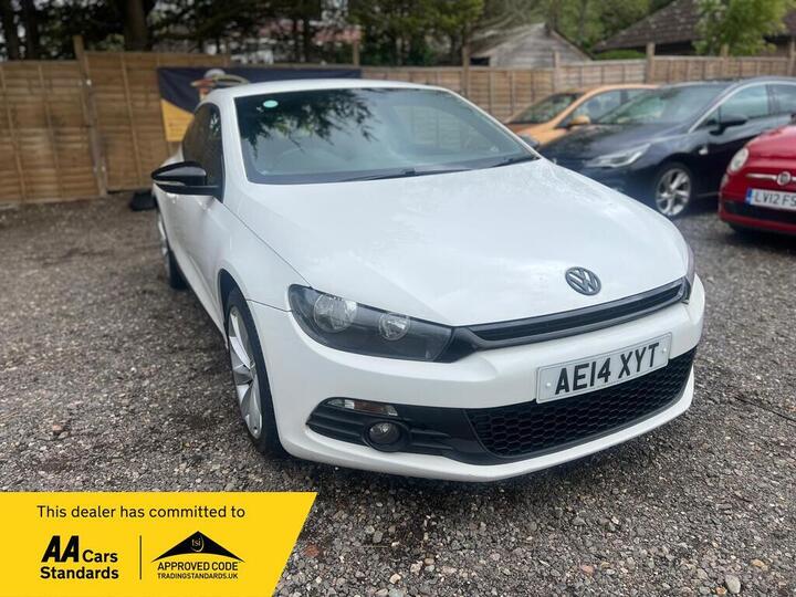 Volkswagen Scirocco 2.0 TDI BlueMotion Tech GT Euro 5 (s/s) 3dr (Leather, Nav) Volkswagen Scirocco 2.0 TDI BlueMotion Tech GT Euro 5 (s/s) 3dr (Leather, Nav)