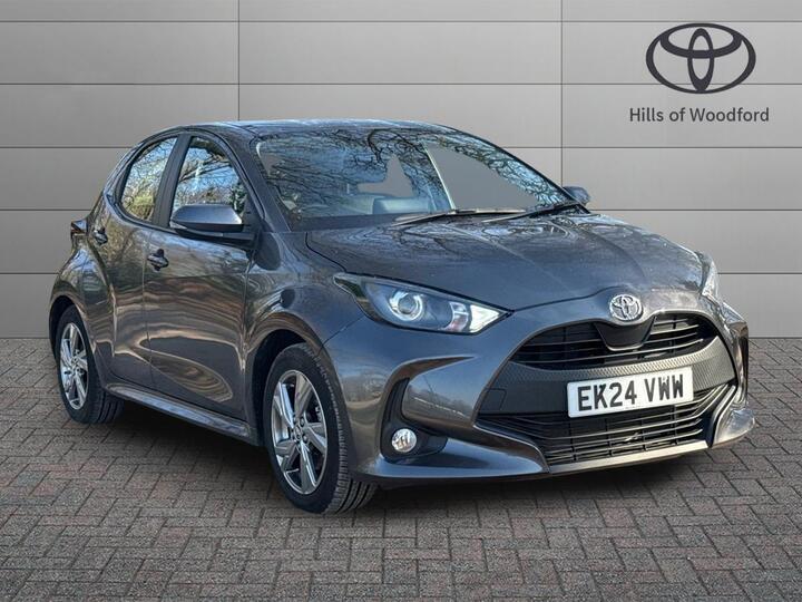 Toyota Yaris 1.5 VVT-h Icon E-CVT Euro 6 (s/s) 5dr