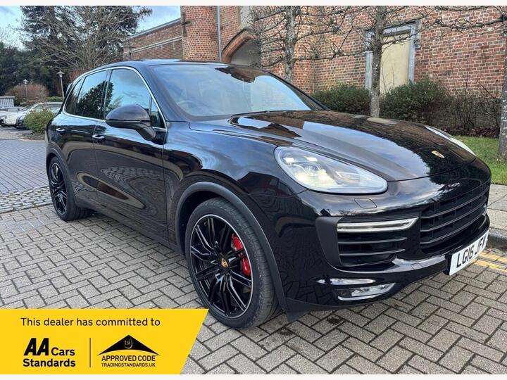 Porsche Cayenne 4.8T V8 Turbo TiptronicS 4WD Euro 6 (s/s) 5dr