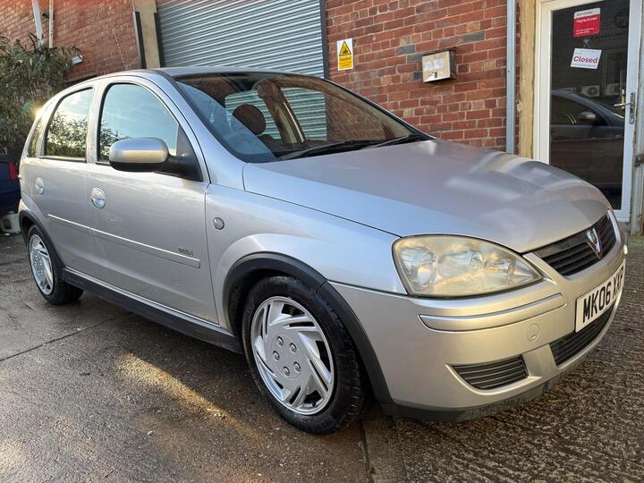 Vauxhall Corsa 1.4i 16v Design 5dr (a/c)