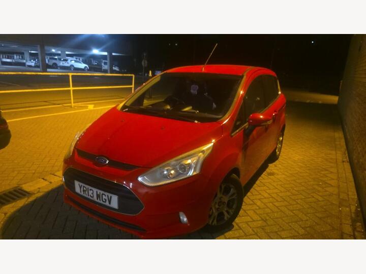 Ford B-Max 1.0T EcoBoost Zetec Euro 5 5dr