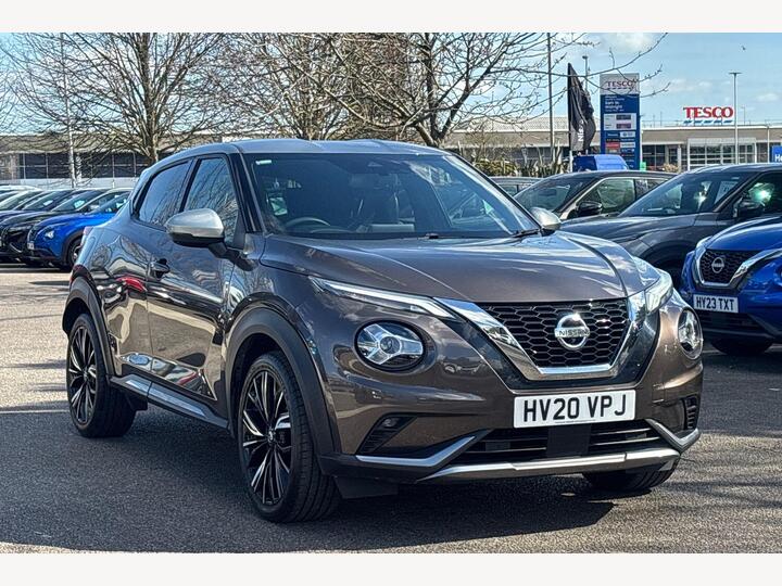 Nissan Juke 1.0 DIG-T Tekna+ Euro 6 (s/s) 5dr Nissan Juke 1.0 DIG-T Tekna+ Euro 6 (s/s) 5dr