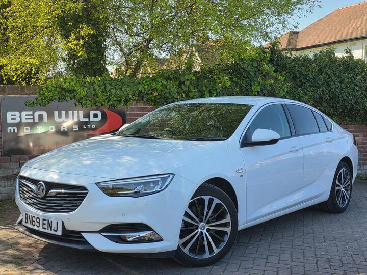 Vauxhall Insignia 2.0 Turbo D BlueInjection Elite Nav Grand Sport Euro 6 (s/s) 5dr Vauxhall Insignia 2.0 Turbo D BlueInjection Elite Nav Grand Sport Euro 6 (s/s) 5dr