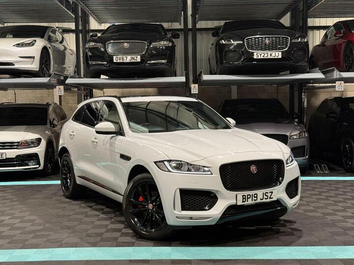 Jaguar F-PACE 2.0 D180 Chequered Flag Auto AWD Euro 6 (s/s) 5dr