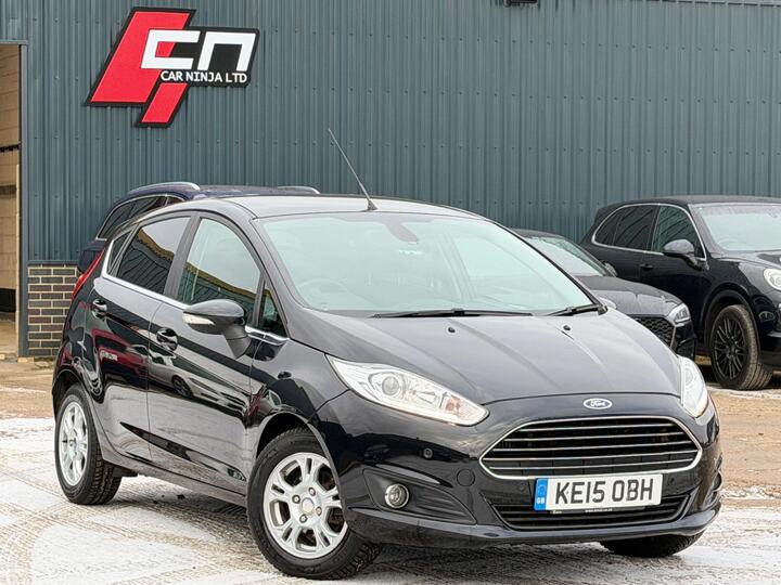 Ford Fiesta 1.5 TDCi ECOnetic Titanium Euro 6 (s/s) 5dr Ford Fiesta 1.5 TDCi ECOnetic Titanium Euro 6 (s/s) 5dr