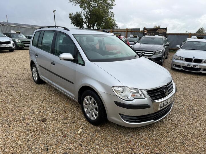 Volkswagen Touran 1.9 TDI S 5dr (7 Seats) Volkswagen Touran 1.9 TDI S 5dr (7 Seats)