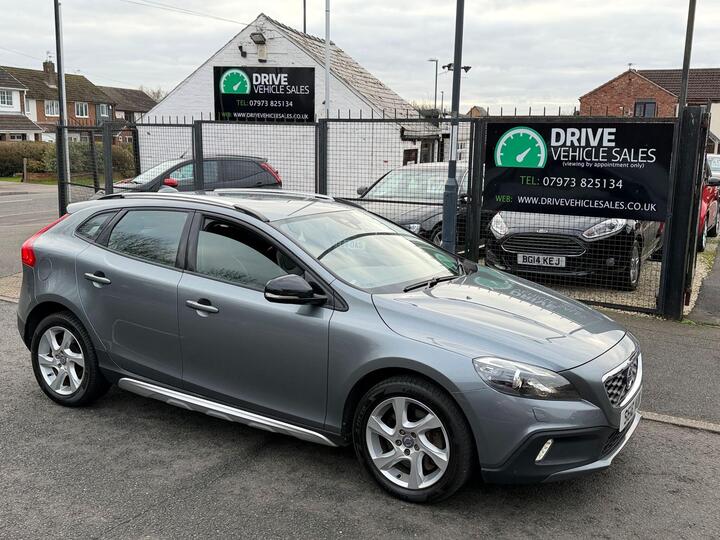 Volvo V40 Cross Country 2.0 D2 Lux Euro 6 (s/s) 5dr