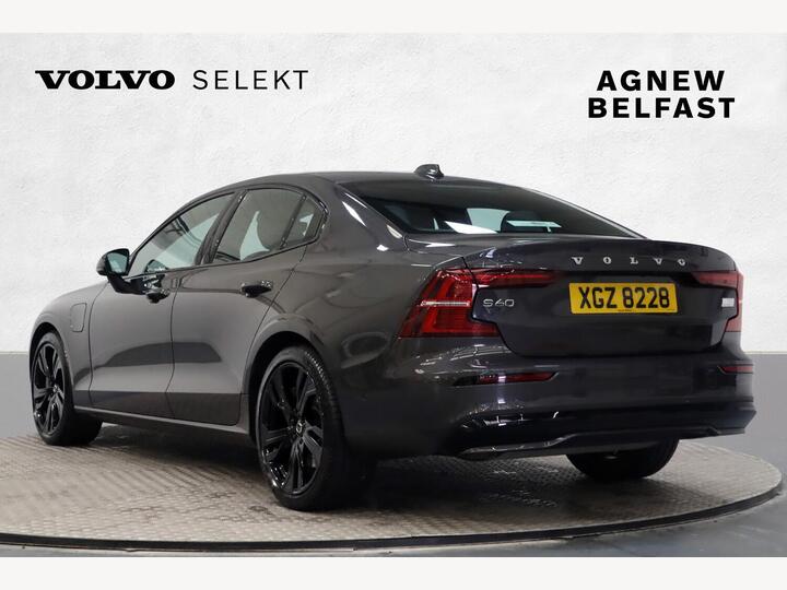 Volvo S60 2.0h T8 Recharge 18.8kWh Ultimate Auto AWD Euro 6 (s/s) 4dr