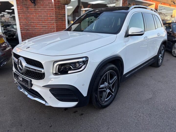 Mercedes-Benz GLB 2.0 GLB220d AMG Line (Premium Plus) 8G-DCT 4MATIC Euro 6 (s/s) 5dr Mercedes-Benz GLB 2.0 GLB220d AMG Line (Premium Plus) 8G-DCT 4MATIC Euro 6 (s/s) 5dr