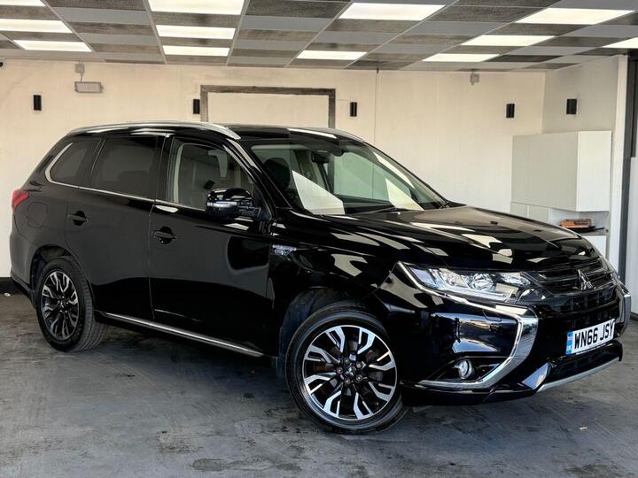 Mitsubishi OUTLANDER 2.0h 12kWh GX4h CVT 4WD Euro 6 (s/s) 5dr Mitsubishi OUTLANDER 2.0h 12kWh GX4h CVT 4WD Euro 6 (s/s) 5dr