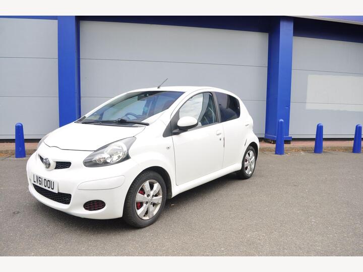 Toyota AYGO 1.0 VVT-i Go Euro 5 5dr