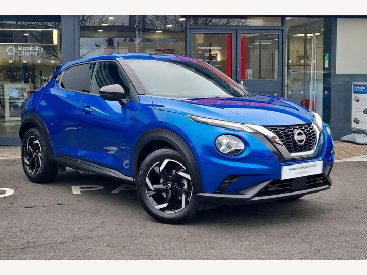 Nissan Juke 1.0 DIG-T N-Connecta Euro 6 (s/s) 5dr Nissan Juke 1.0 DIG-T N-Connecta Euro 6 (s/s) 5dr