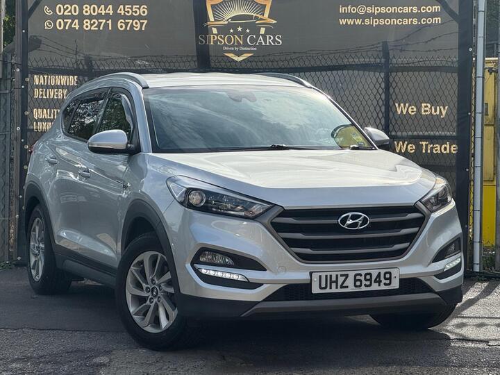Hyundai TUCSON 2.0 CRDi SE Nav Auto 4WD Euro 6 5dr