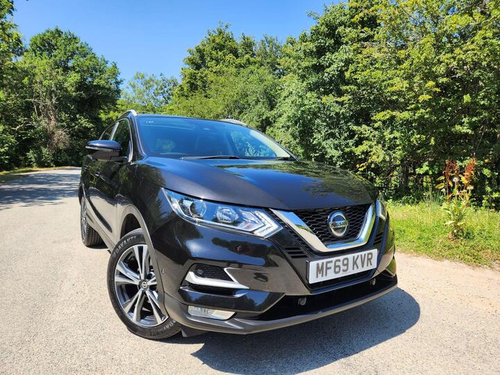 Nissan Qashqai 1.3 DIG-T N-Connecta Euro 6 (s/s) 5dr
