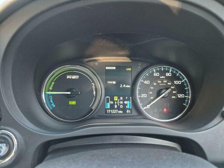 Mitsubishi Outlander 2.0h 12kWh GX4hs CVT 4WD Euro 5 (s/s) 5dr