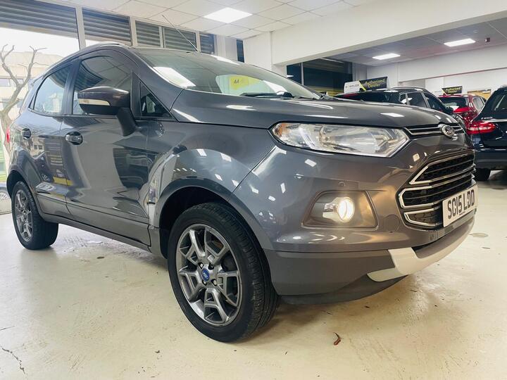 Ford EcoSport 1.0T EcoBoost Titanium 2WD Euro 5 (s/s) 5dr
