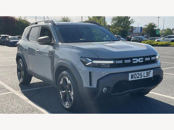 Dacia Duster 1.2 TCe MHEV EXTREME 4WD Euro 6 (s/s) 5dr Dacia Duster 1.2 TCe MHEV EXTREME 4WD Euro 6 (s/s) 5dr
